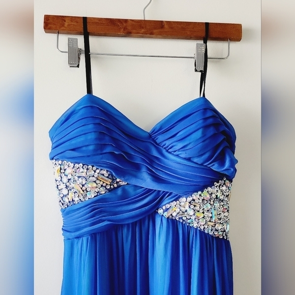 City‎ Triangles blue color formal prom dress with rhynestones size 13 - Picture 3 of 8